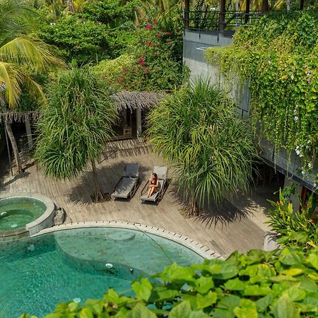 Mangroove Bay Boutique Hostel 반유웨당 외부 사진