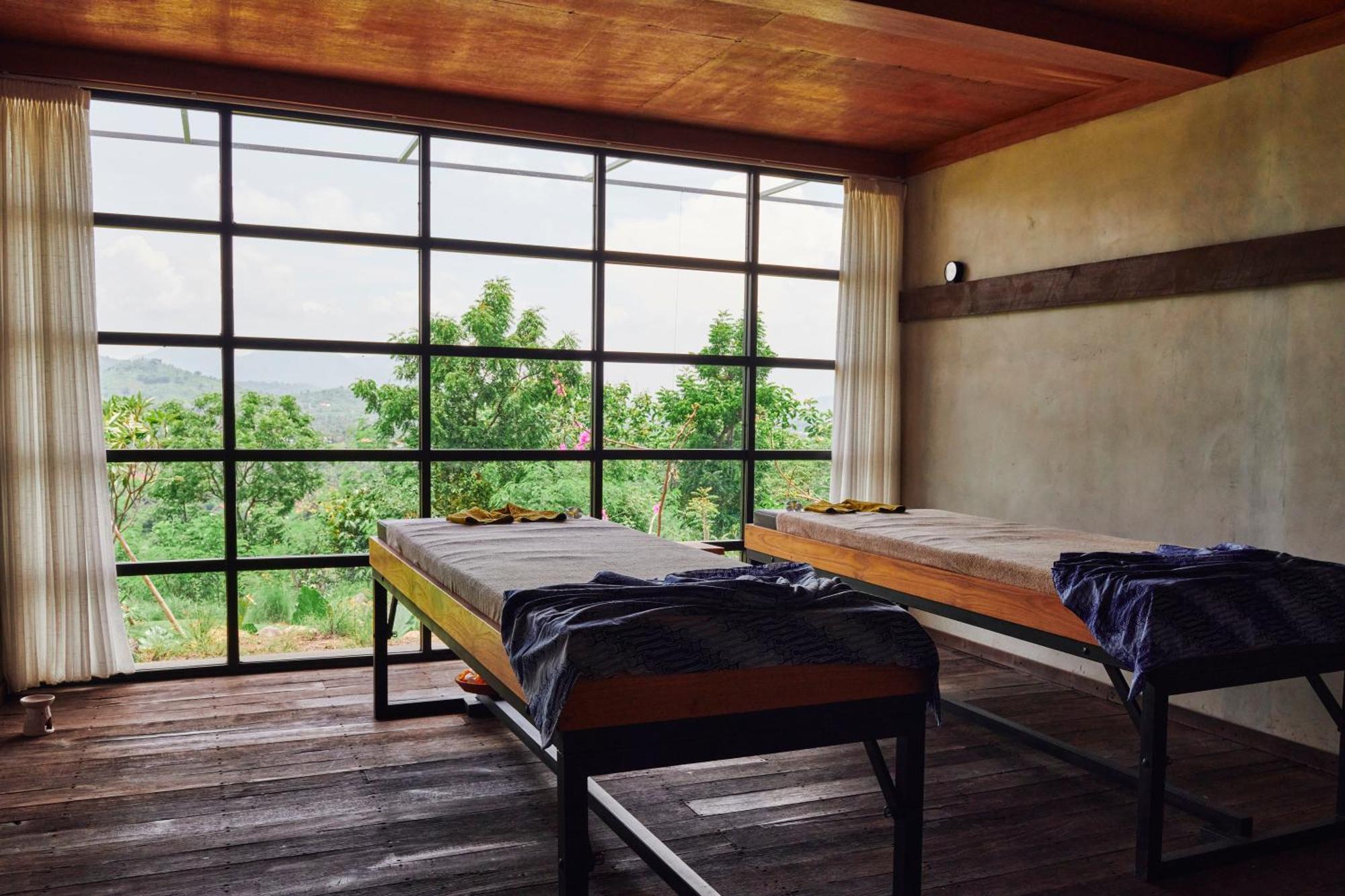 Mangroove Bay Boutique Hostel 반유웨당 외부 사진